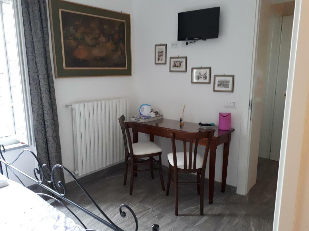 Oro Rosso Rooms Locazione Turistica Arezzo Exterior foto